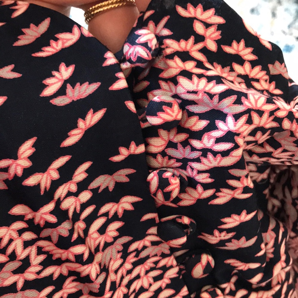 Patterned Dress - Picture 5 of 5